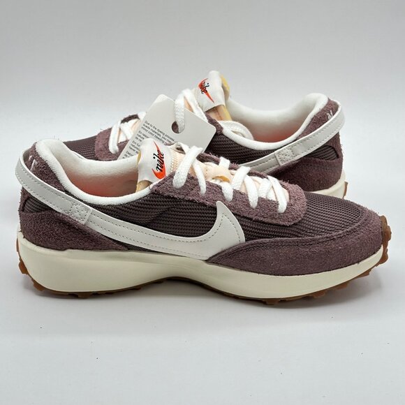 Womens Nike Waffle Debut Vintage Plum Sail Gum Brown DX2931-200 Size 6.5 - Picture 9 of 12